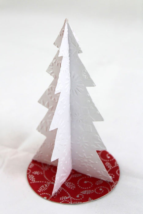 Walking In A Cricut Winter Woodland – 3D Tree Project