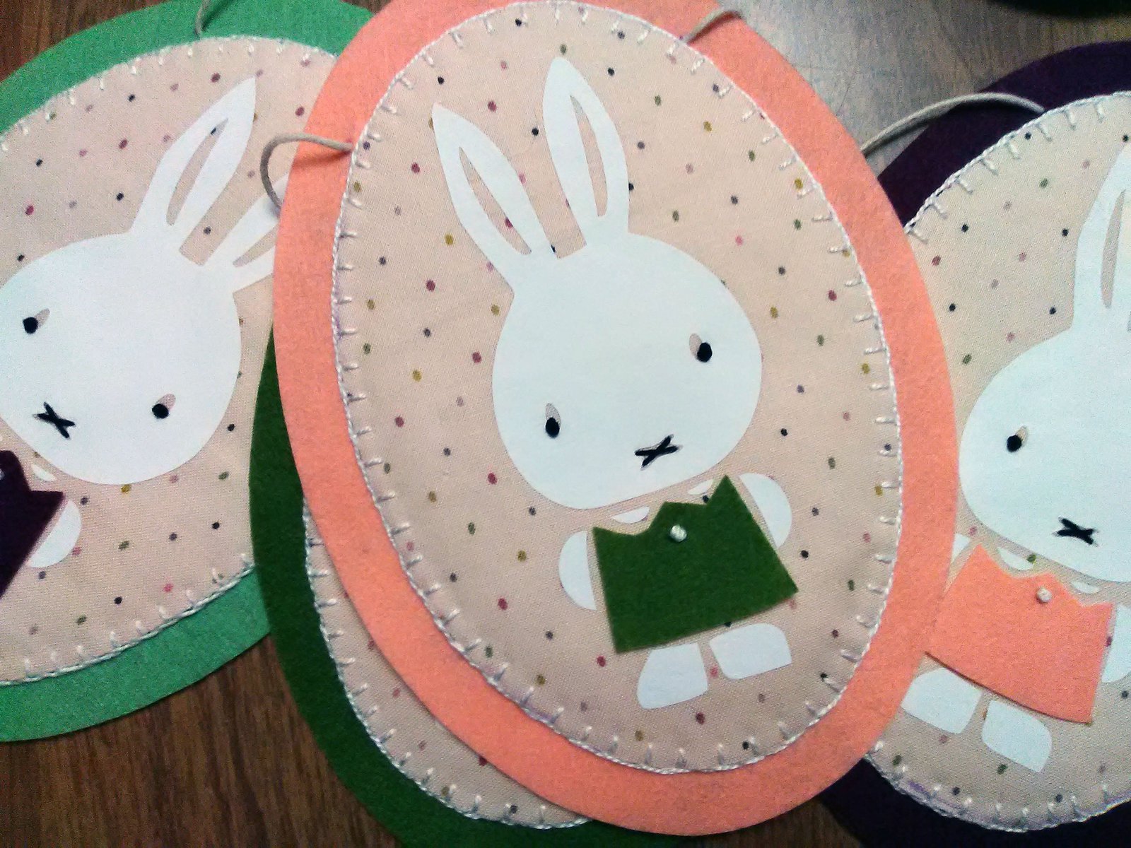 Easter Bunny Garland Using Cricut Felt Plus Free SVG