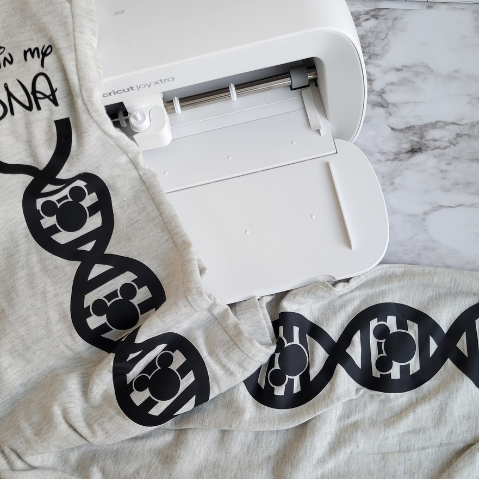 How to make DIY Custom Sweatpants with Cricut Joy Xtra