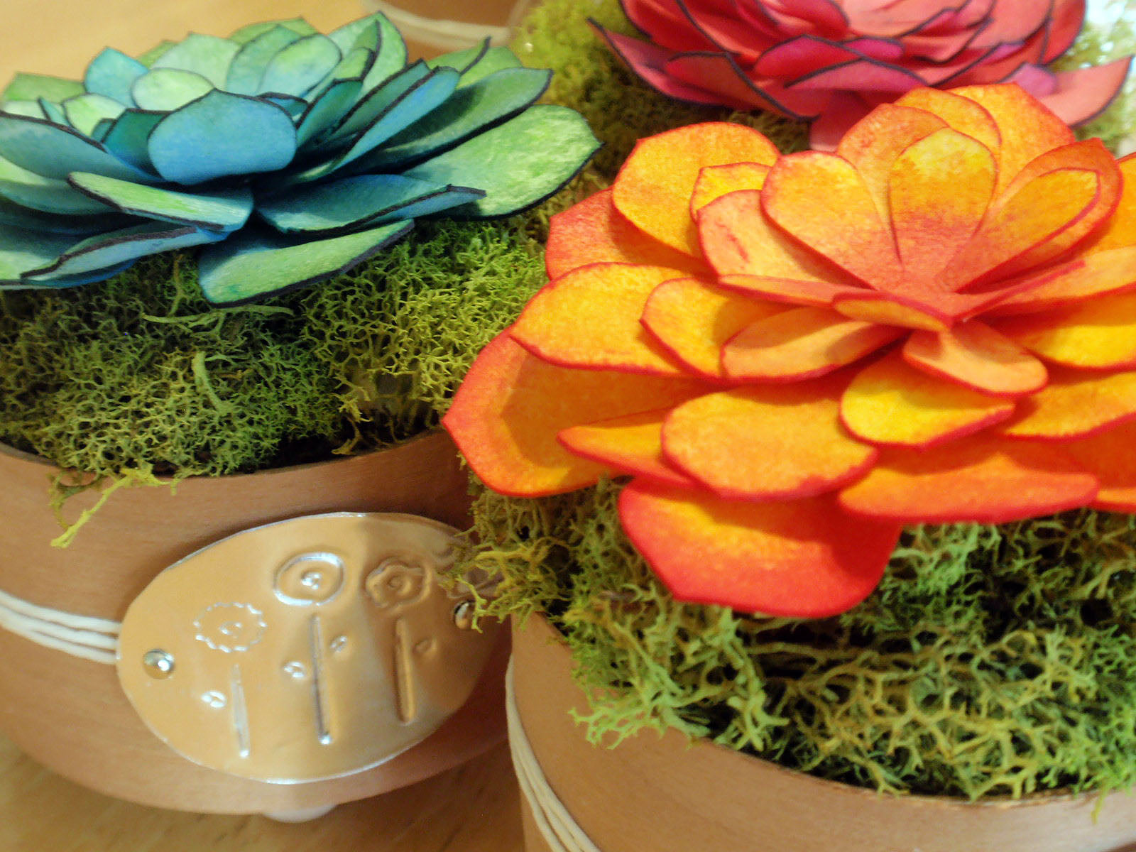 Succulent Flower Favor Table Decor Using Cricut