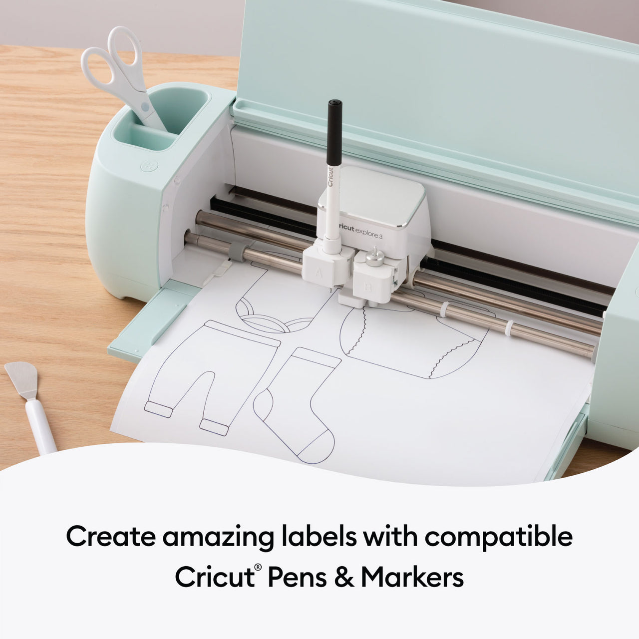 Cricut Smart Label Writable White Permanent Vinyl and Cricut Glitter Rainbow Gel Pens 0.8 mm